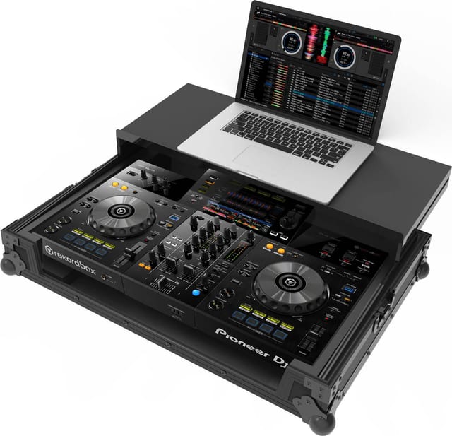 Zomo Flightcase P-XDJ-RR Plus NSE negru, vedere generală a flightcase-ului închis
