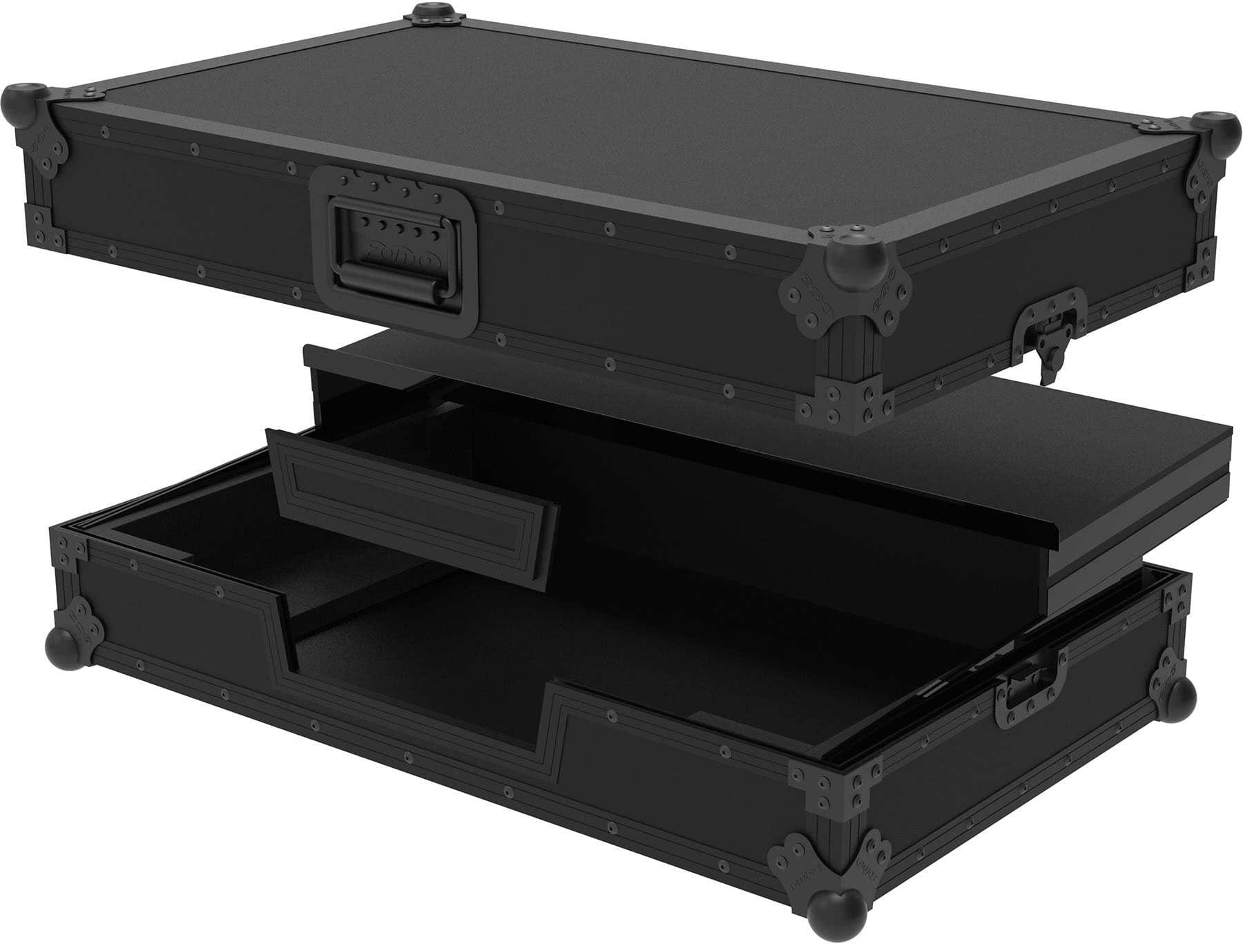 Flightcase Zomo NSE pentru DDJ-FLX10, vedere în unghi cu închizători tip fluture