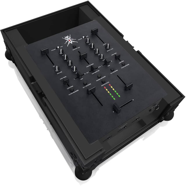 Zomo Flightcase TRX NSE negru, vedere din față, cu profile din aluminiu și închizători tip fluture