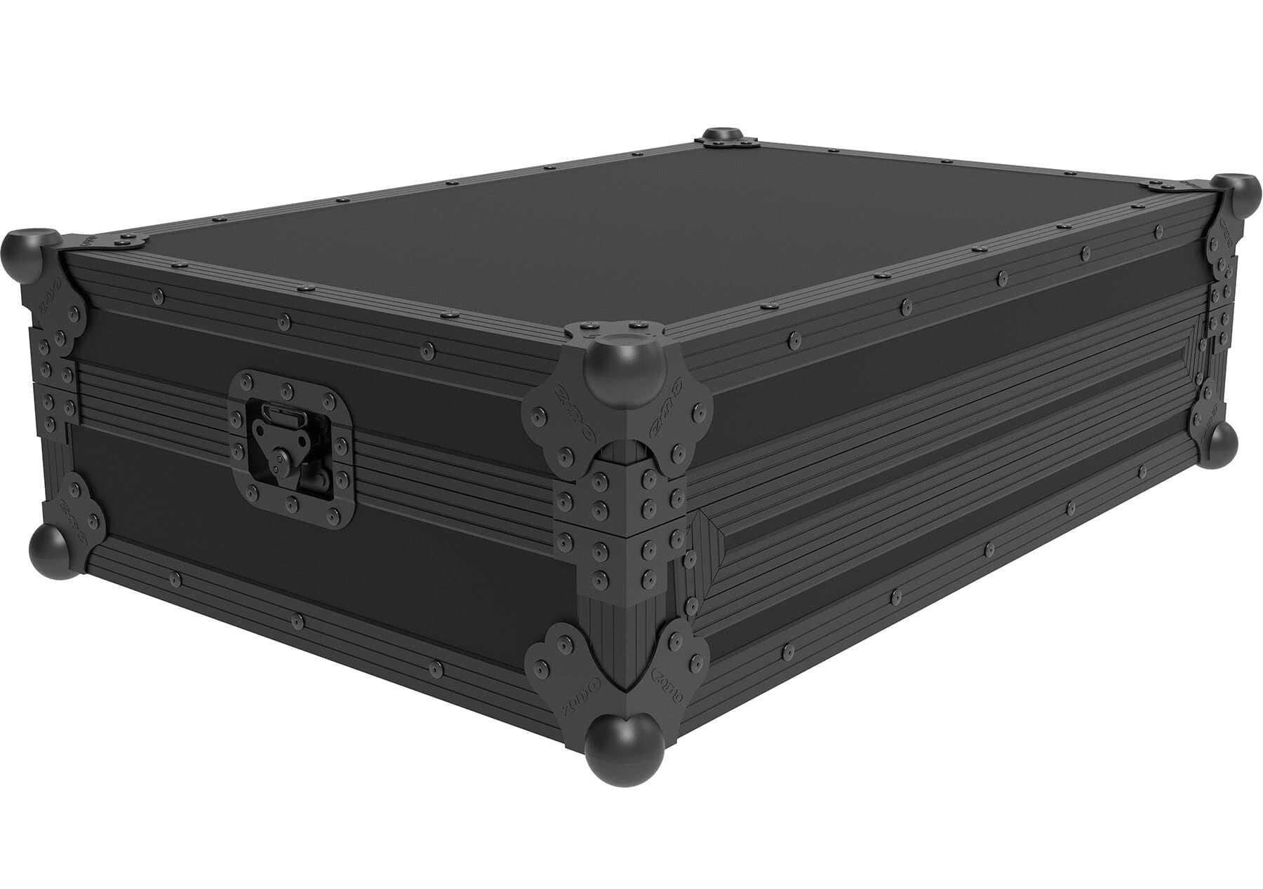 Mâner integrat și închizători tip fluture ale flightcase-ului Zomo NSE