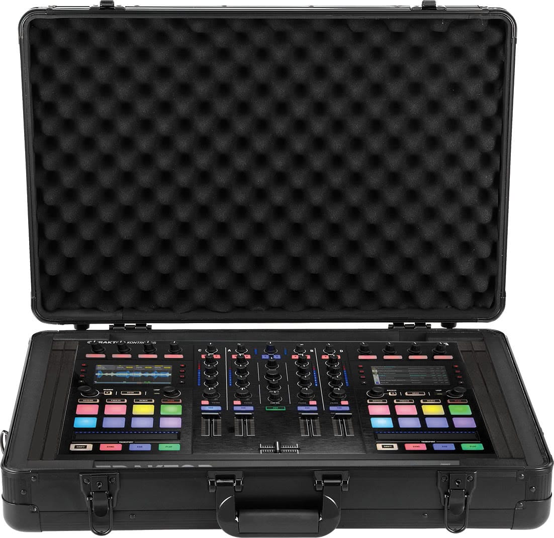 Zomo MFC-30 vedere de sus a flightcase-ului