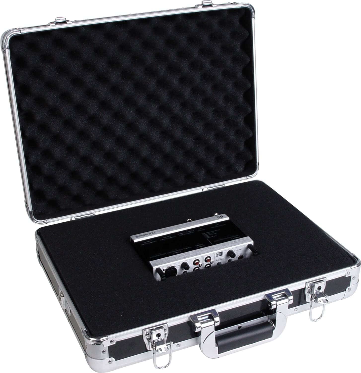 Zomo Flightcase UNI-1 XT negru, detaliu de colț