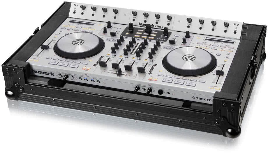 Zomo Flightcase 4Trak NSE negru pentru controllerul Numark 4Trak