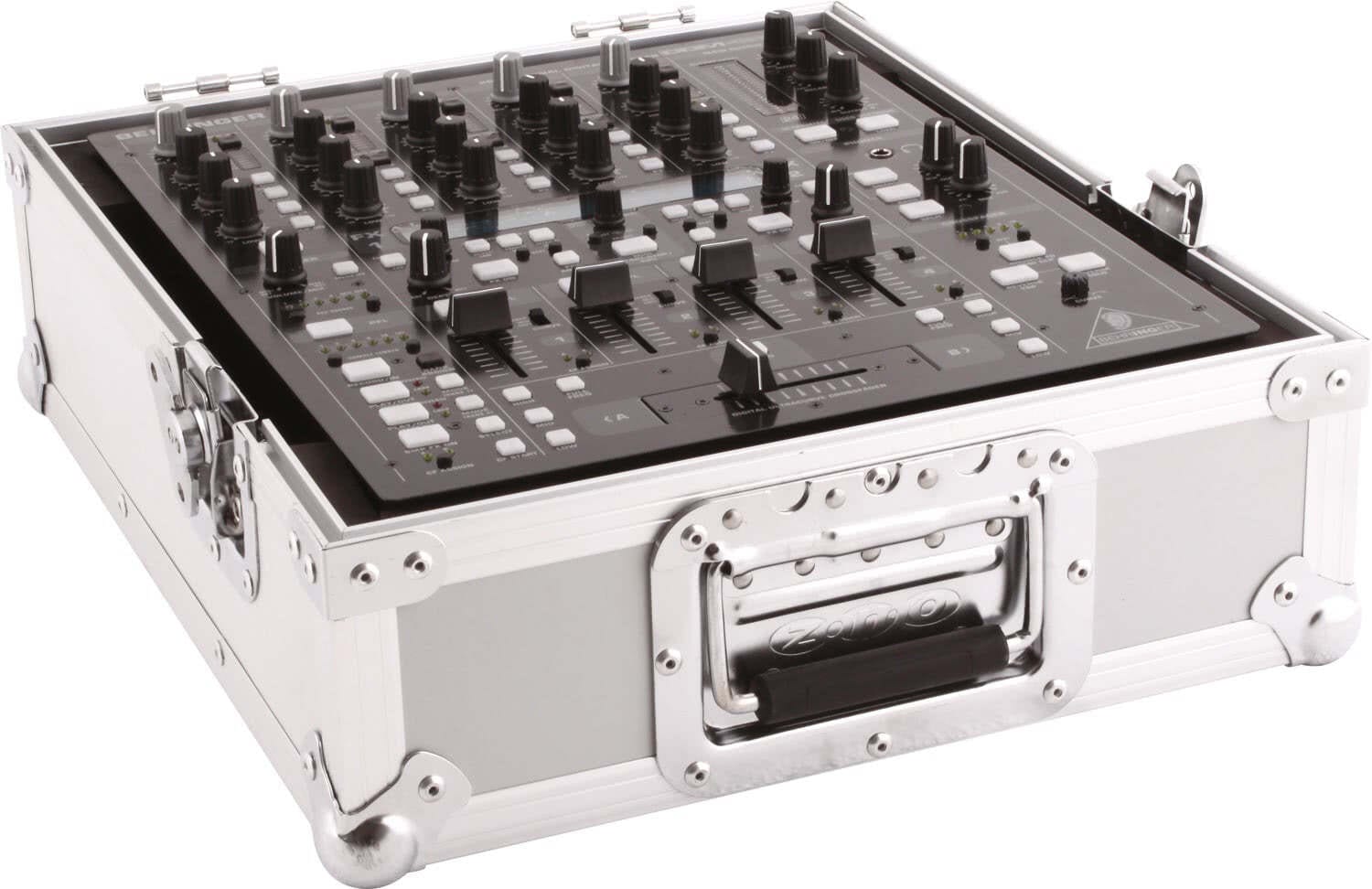 Zomo Flightcase D-700 argintiu, vedere frontală