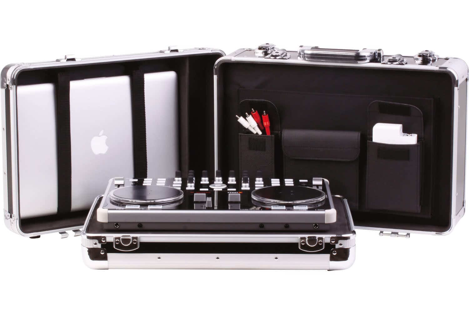 Zomo Flightcase VC-2 XT argintiu, vedere din unghi cu mânerul și închizătoarele